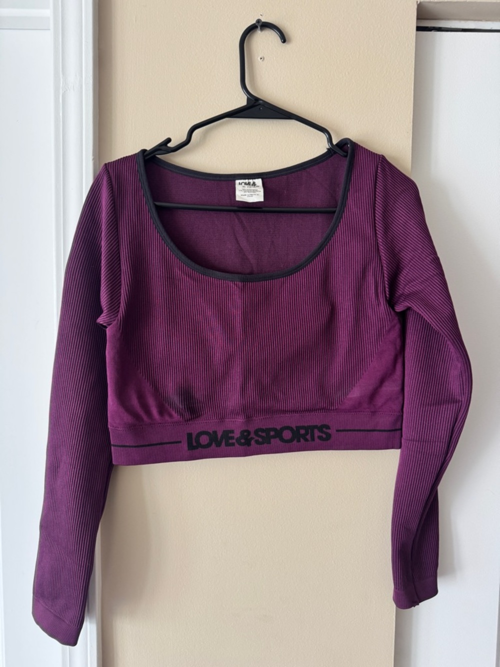 Love & Sports Women's Long Sleeve Cropped Top